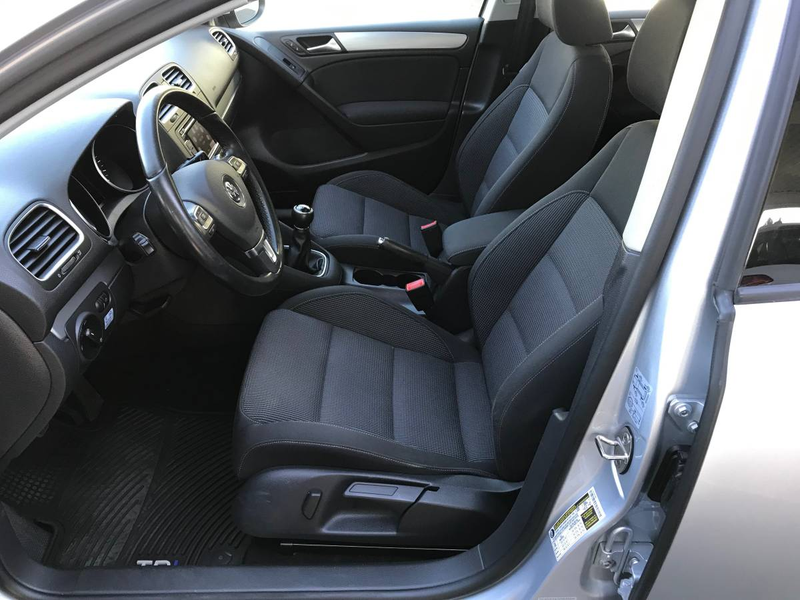 Illustration for article titled At $15,999, Could This 2014 VW Golf TDI Get You To Forgive And Forget?